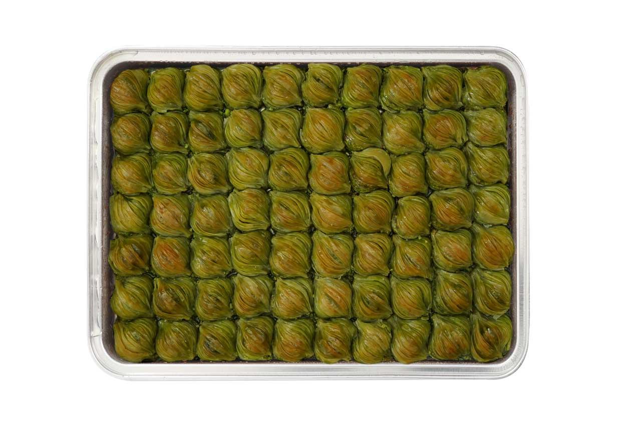 Mussel Shaped Baklava with Pistachio and Cream